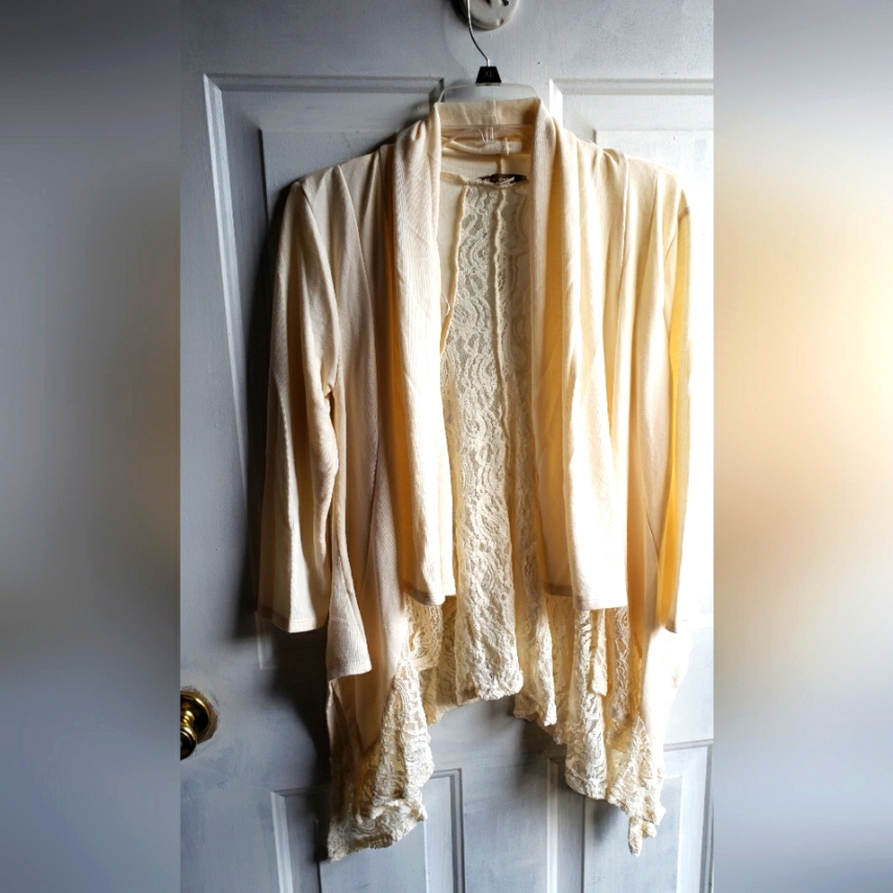 Maria Gabrielle women's cardigan, size M